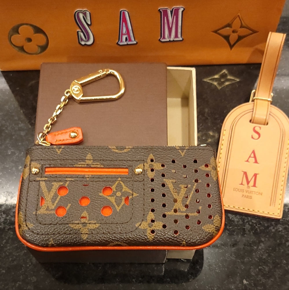 Vuitton Perforations Key Cles